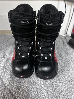 5150 Men’s Size 8 Women’s Size 9.5