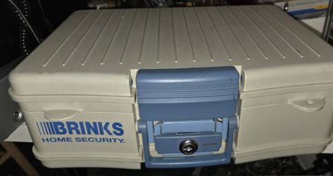 Brinks Home Security Beige-Blue Lock Box Fire Safe, no key