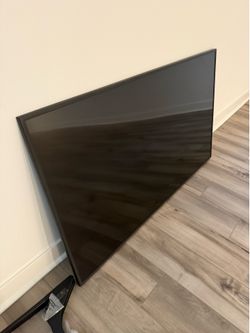Excellent Condition Samsung 4K Ultra HD Smart LED TV 55in TV Television With Stand And Remote