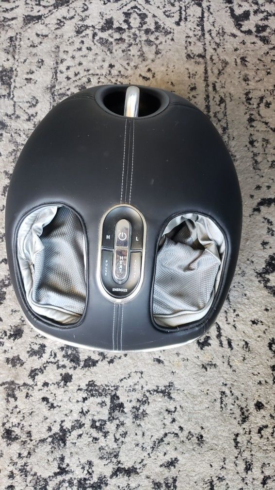 BROOKSTONE SHIATSU FOOT MASSAGER