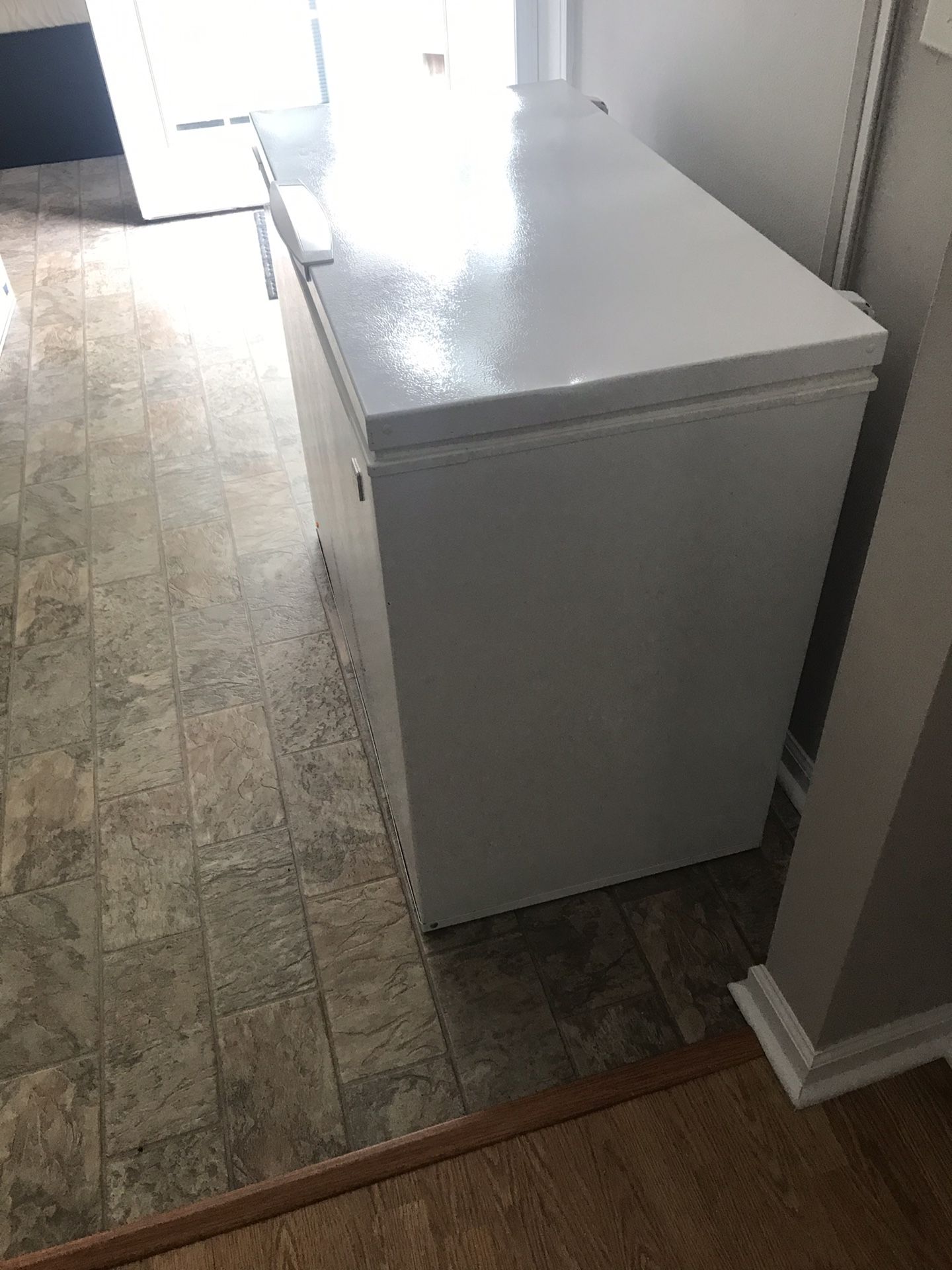 Kenmore deep freezer 253.1692210c. 8.5 cu ft for Sale in Chattanooga