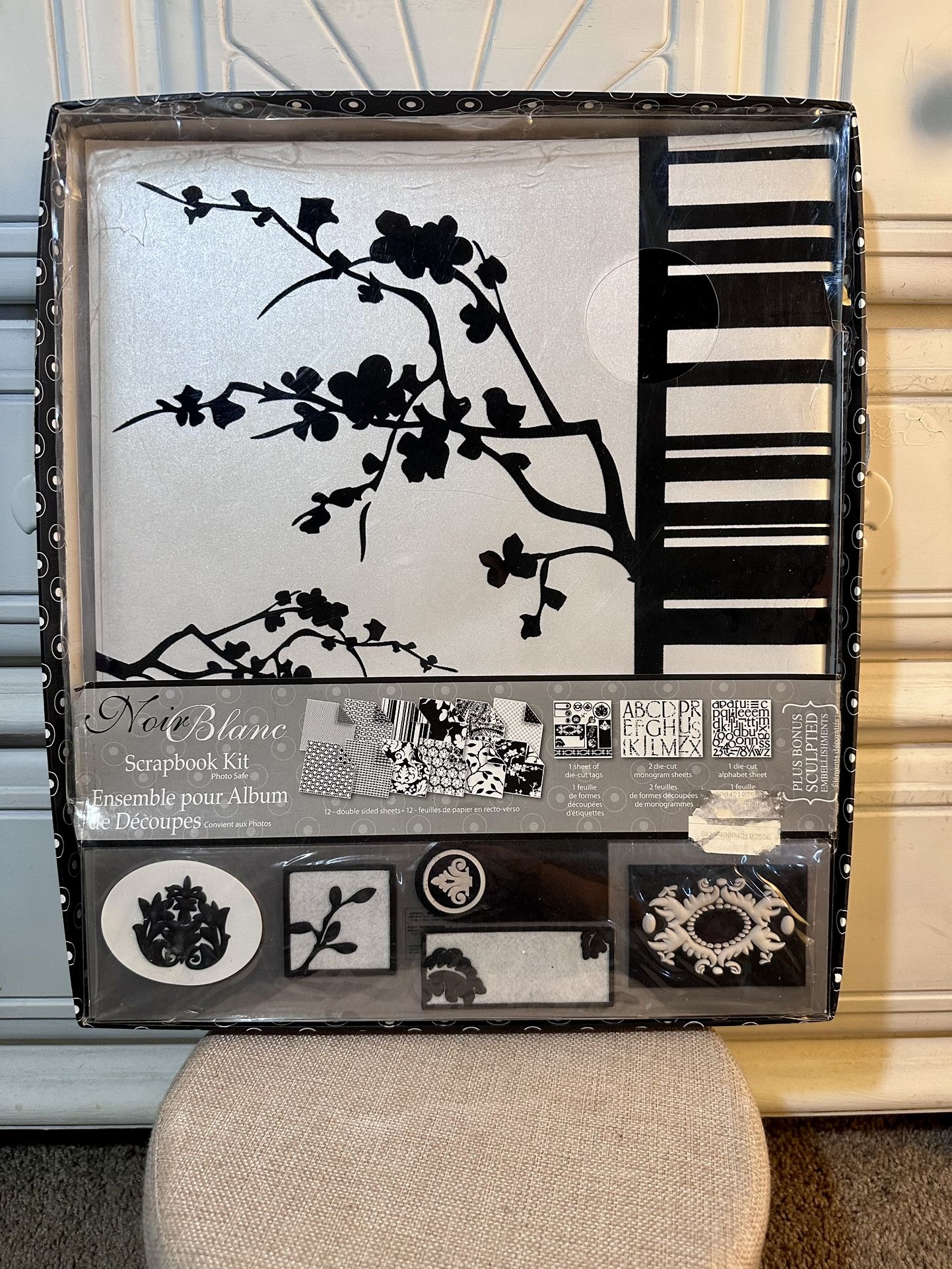 BRAND NEW Noir Blanc Scrapbook Kit