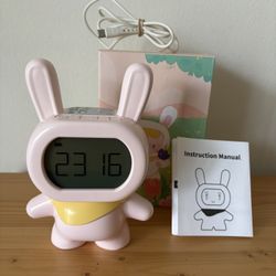 PIKOY Kids' Sleep Training Bunny-shaped Digital Alarm Clock Box/Manual/Cable