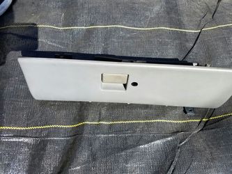 1987- 1993 Mustang LX GT GREY DASH GLOVE BOX COMPARTMENT