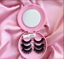 New women's eyelashes box with mirror by jlash