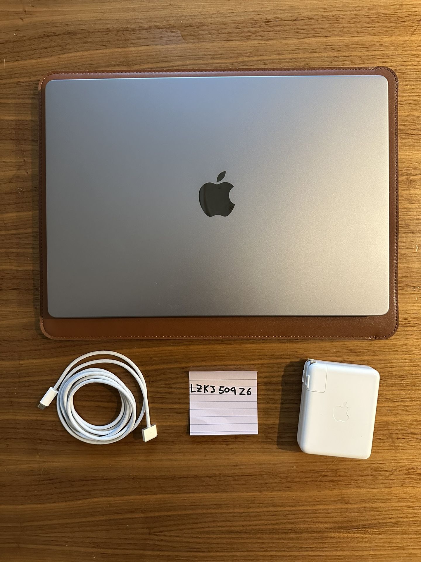 16” MacBook Pro - M1 Pro 16GB 1 TB