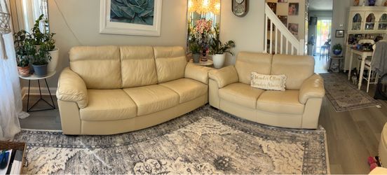 Living room furniture.