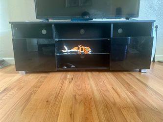 TV Stand for Sale – 47” x 16”