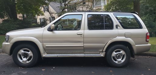 1998 Infiniti QX4