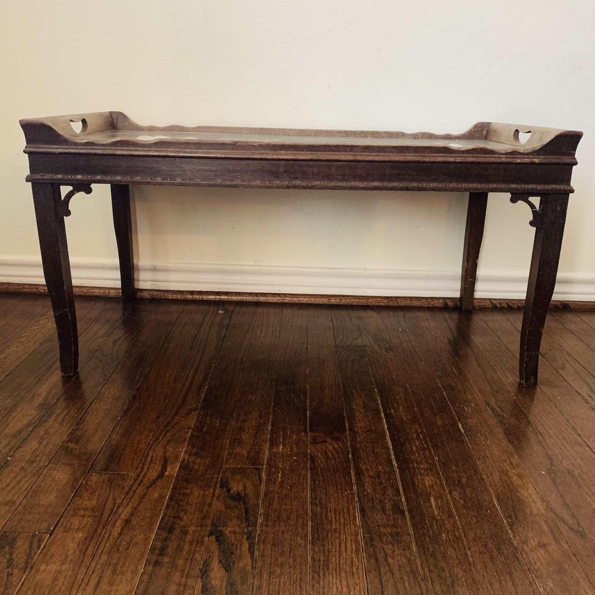 ANTIQUE COFFEE TABLE