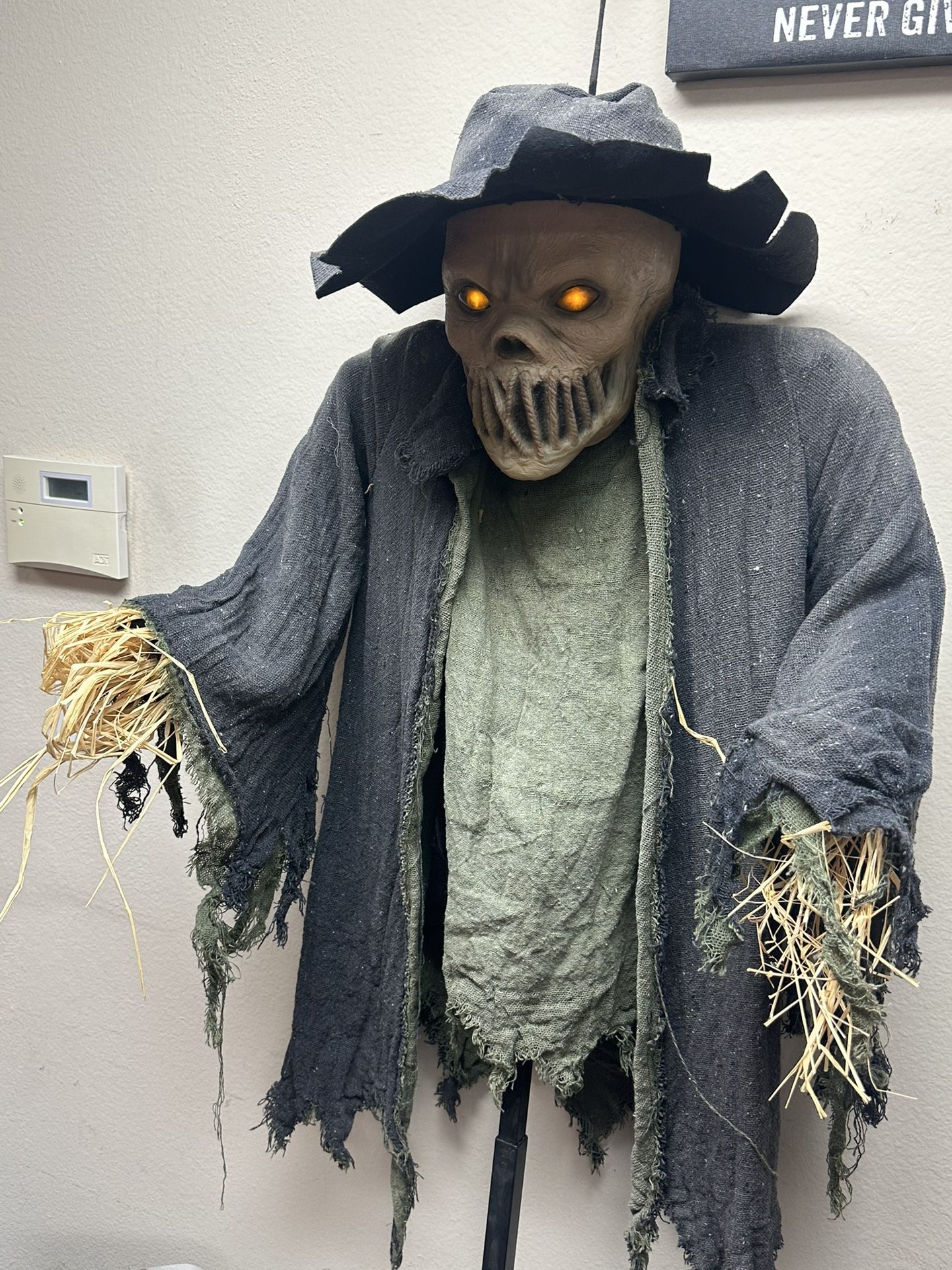 Scarecrow Convertible Hanging Prop and Lawn Stake Halloween Prop