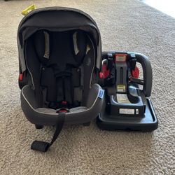 Infant Car Seat Barely Used 