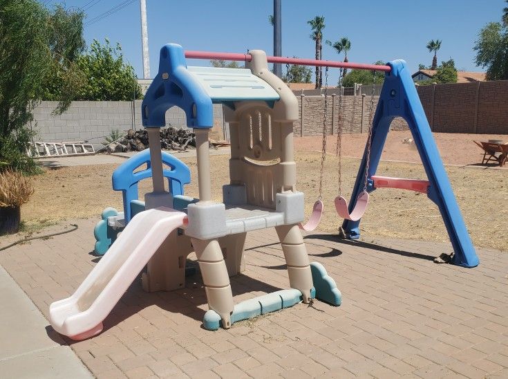 Little Tikes Swingset And Climbing Gym