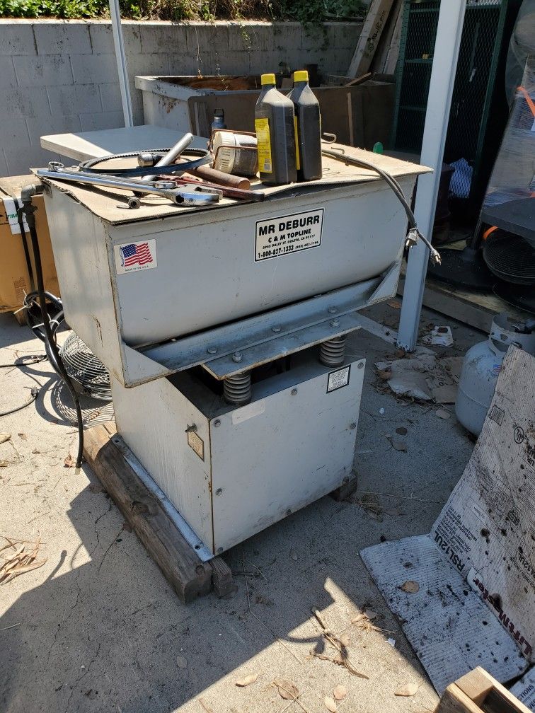 Mr Deburr Vibratory Tumbler 