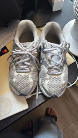 Nike  v5 rnr