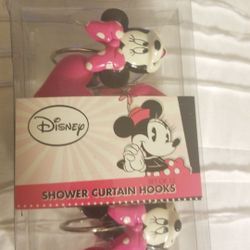 Shower curran hooks