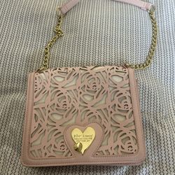 betsy johnson light pink purse