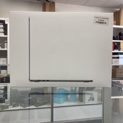 15” MacBook Air With M3 Chip/8gb/256gb