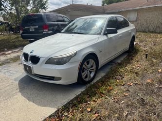 2010 BMW 528i