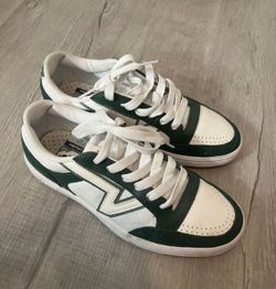 Women Vans