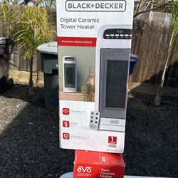 Black + Decker Digital Ceramic Heater