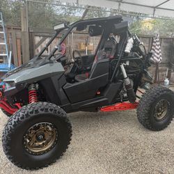 2018 RZR RS1