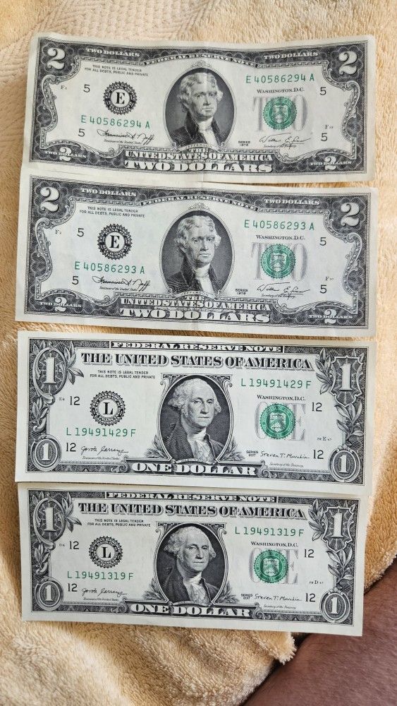 Uncirculated Two $2 And Two $1.