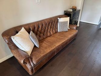 (It’s Available) ✨ 108” Restoration Hardware Luxe Churchill Leather Sofa – Statement Piece ✨
