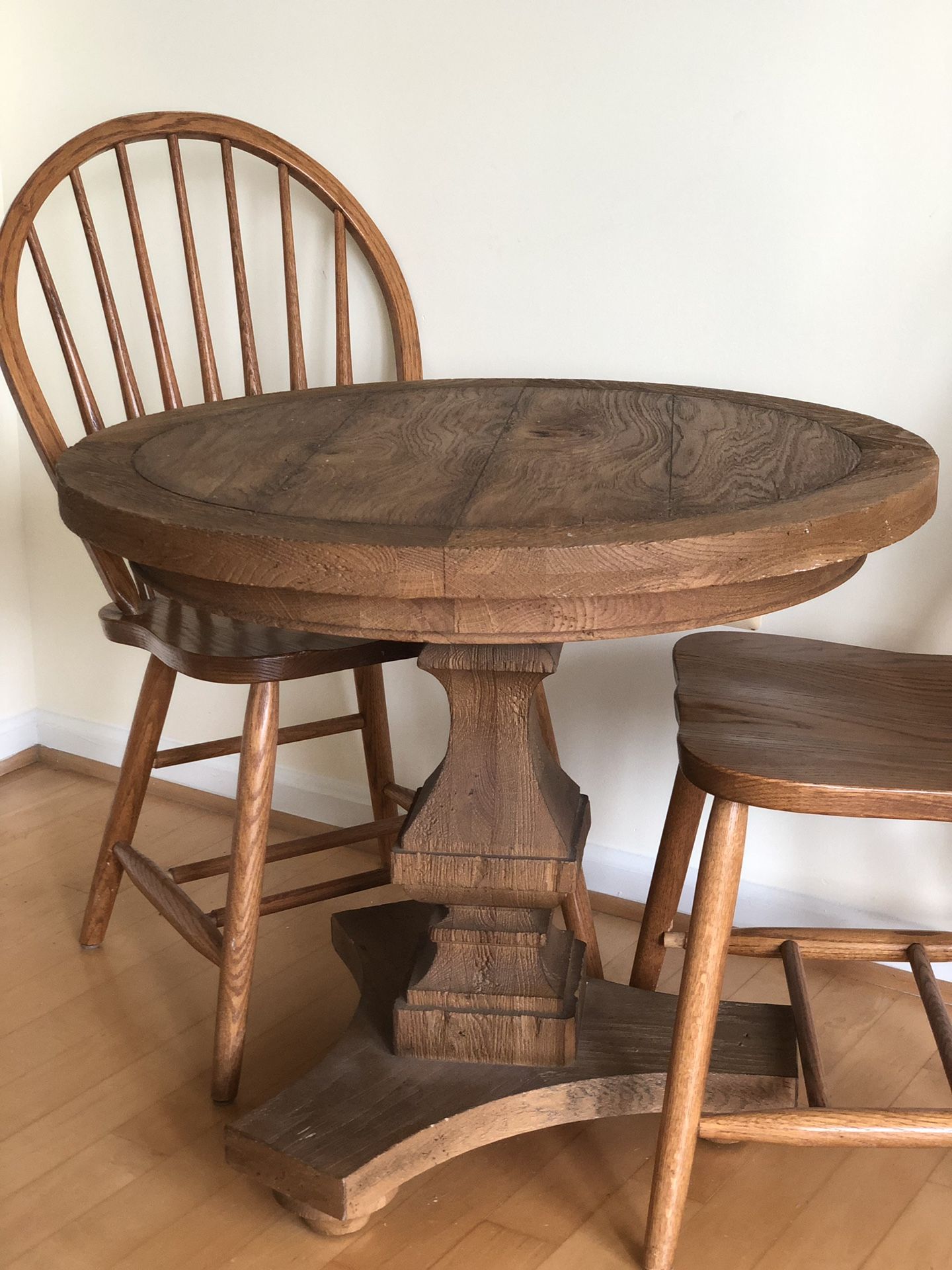 Rustic round wooden table & chairs