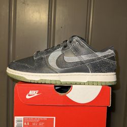 Nike Dunk Low Iron Grey/Phantom Scream Green.  Size(8.5M/10W). DS(New). Factory Laced. $120. Cash. 