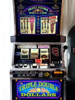 IGT S2000 Triple Double Dollars Slot Machine In Excellent Working Condition