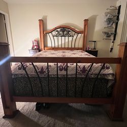 Queen size bed color brown