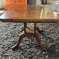 Vintage Inspired Georgian Style Solid Wood Side Table.  (Johnstown Ohio)