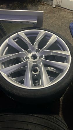 Car tires