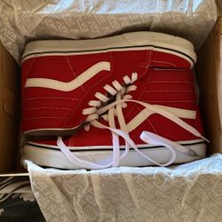 Red sk8-hi vans men’s 7 women’s 8.5