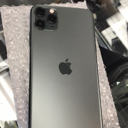 iPhone 11 Pro Max 64GB Unlocked Excellent Condition 