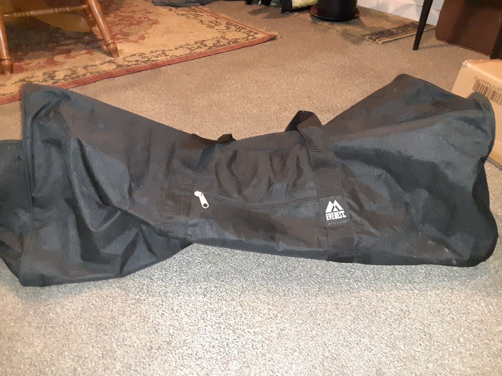 Everest XL round duffle bag 30 inch