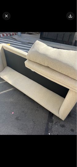 Modern Cream Beige 3-Seat Sofa – Excellent Condition