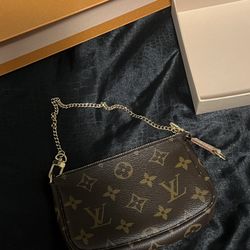 Louis Vuitton Mini Pochette Mini bag