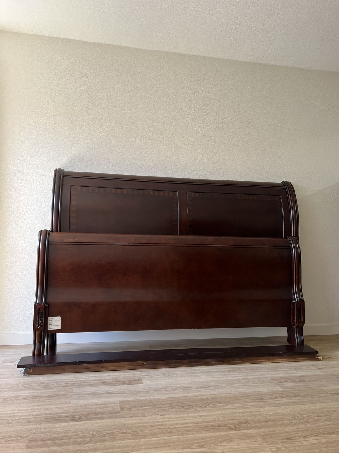 Kathy Ireland Home Cal King Cherry Sleigh Bed Matching TV