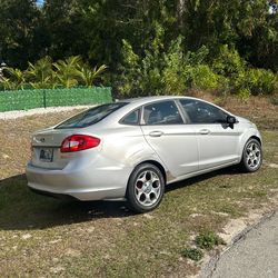 2012 Ford Fiesta