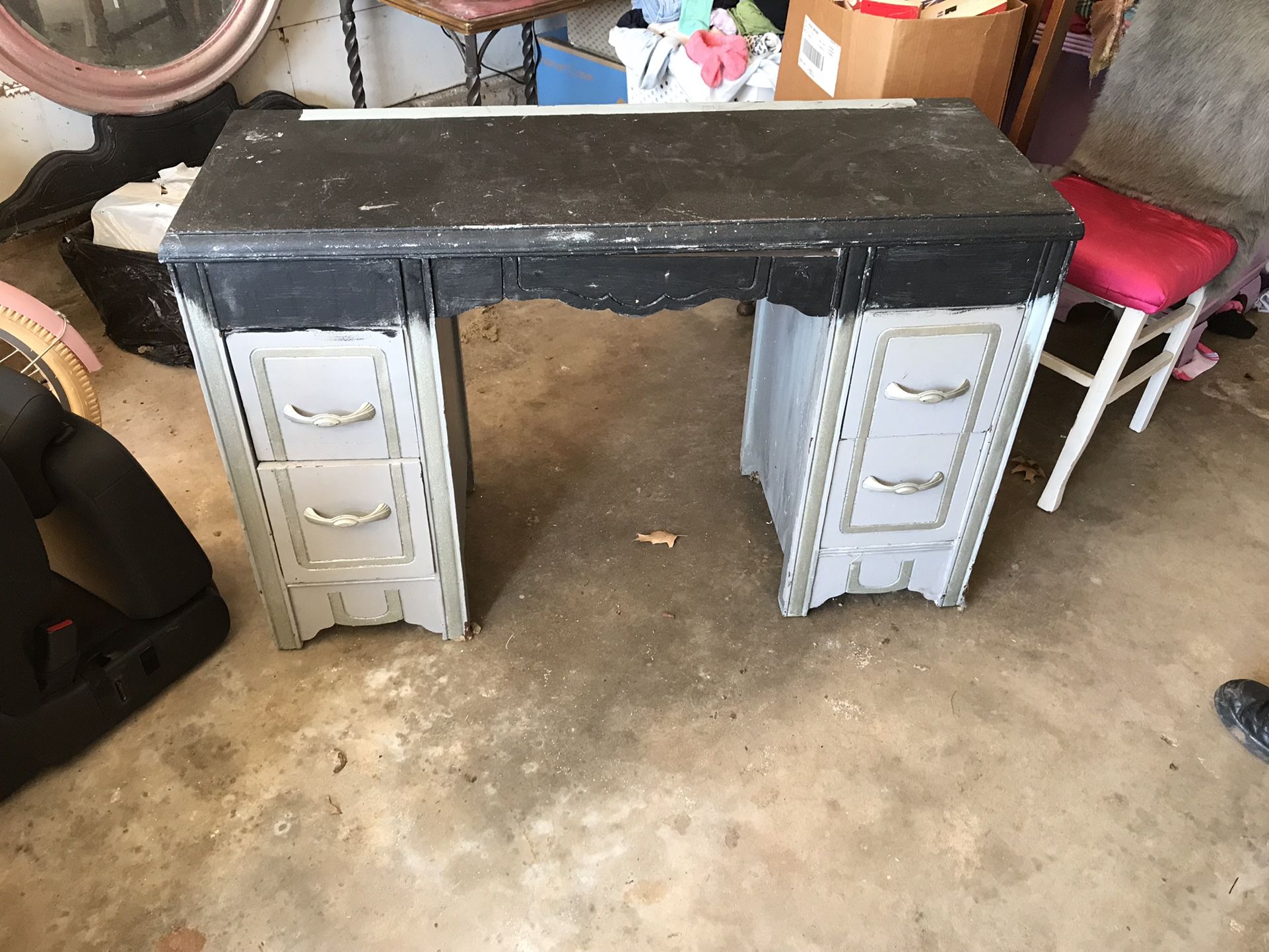 Vanity Table With Chair