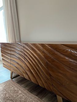 Sideboard/ buffet/ media/ console