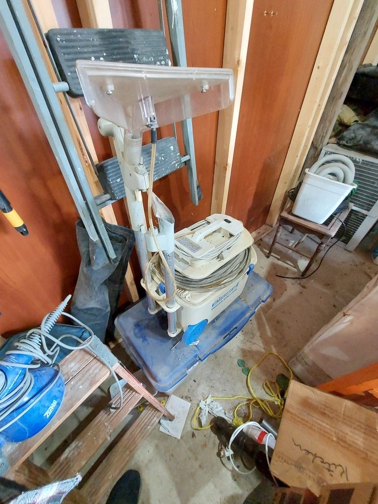 Bissell Carpet Cleaner