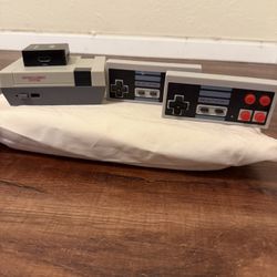 Mini Nintendo With Wireless Controllers