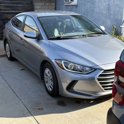2017 Hyundai Elantra 