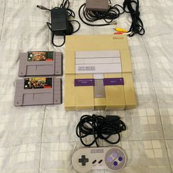 Authentic SNES Super Nintendo Donkey Kong 1 & 2 adult Owned In Good Condition Fully Functional