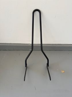 CUSTOM HARLEY SISSY BAR