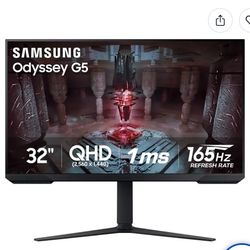 Samsung - Odyssey G51C 32" QHD FreeSync Premium Gaming Monitor