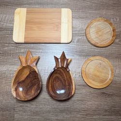 Wooden kitchen items